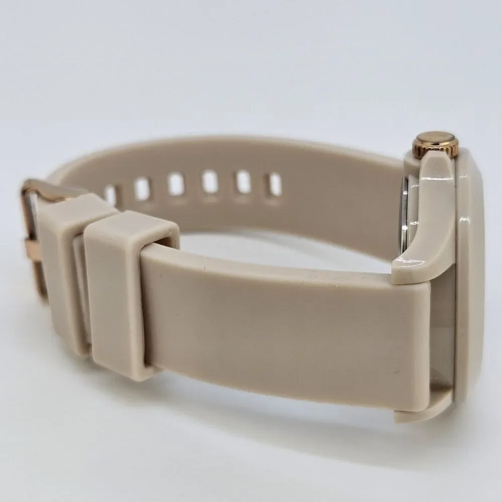 Sketchers Women's‎ Watch 40MM Beige Dial Beige Plastic Bands New Battery